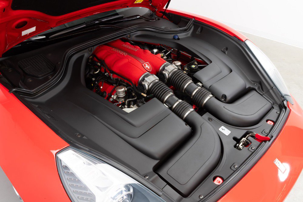 Used 2011 Ferrari California image 96
