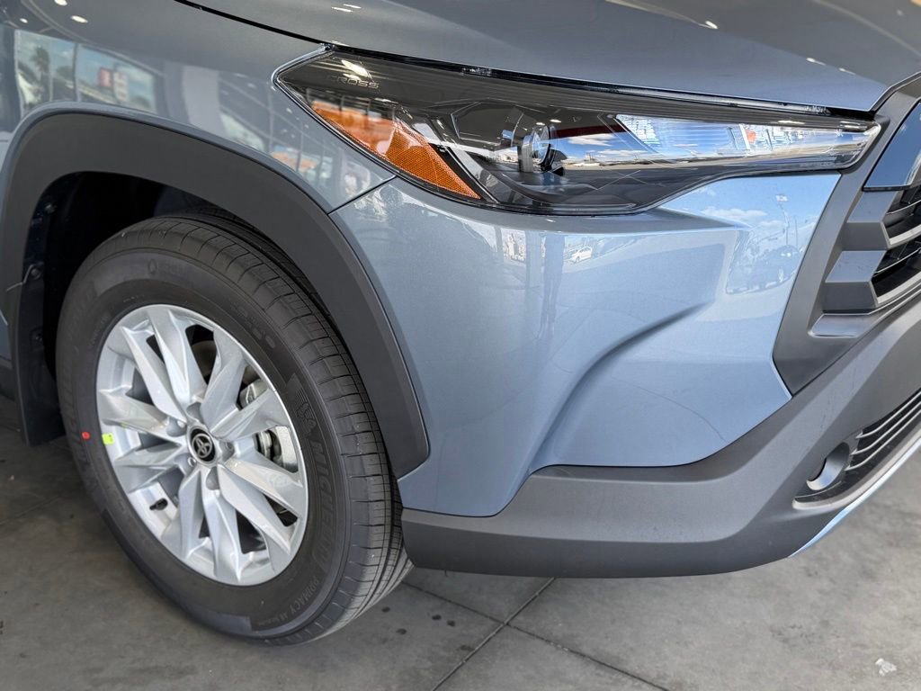 New 2026 Toyota Corolla Cross LE FWD image 8