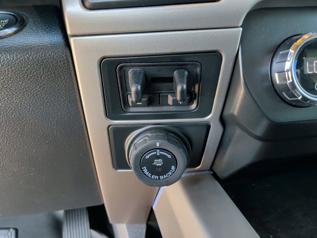 Used 2022 Ford F250 Lariat w/ Tremor Off-Road Package image 32