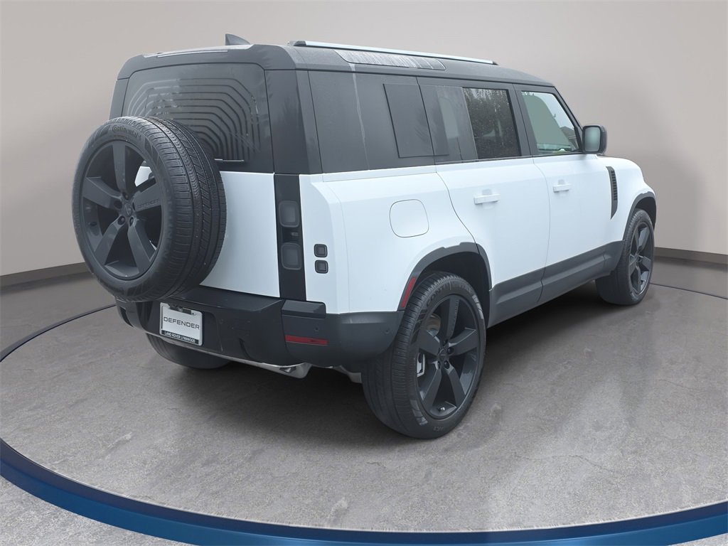 New 2026 Land Rover Defender 110 S image 5