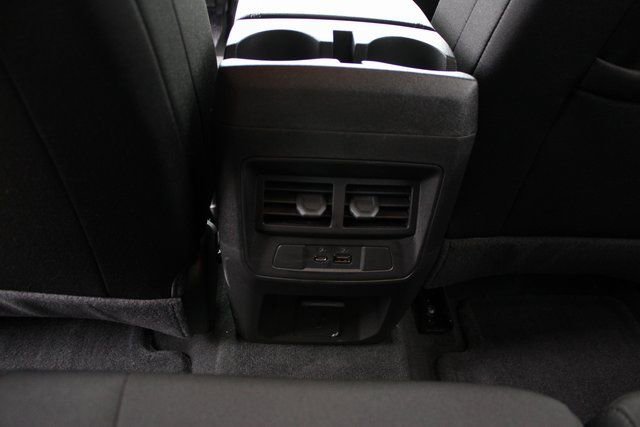 New 2026 GMC Canyon Elevation w/ Convenience Package image 33