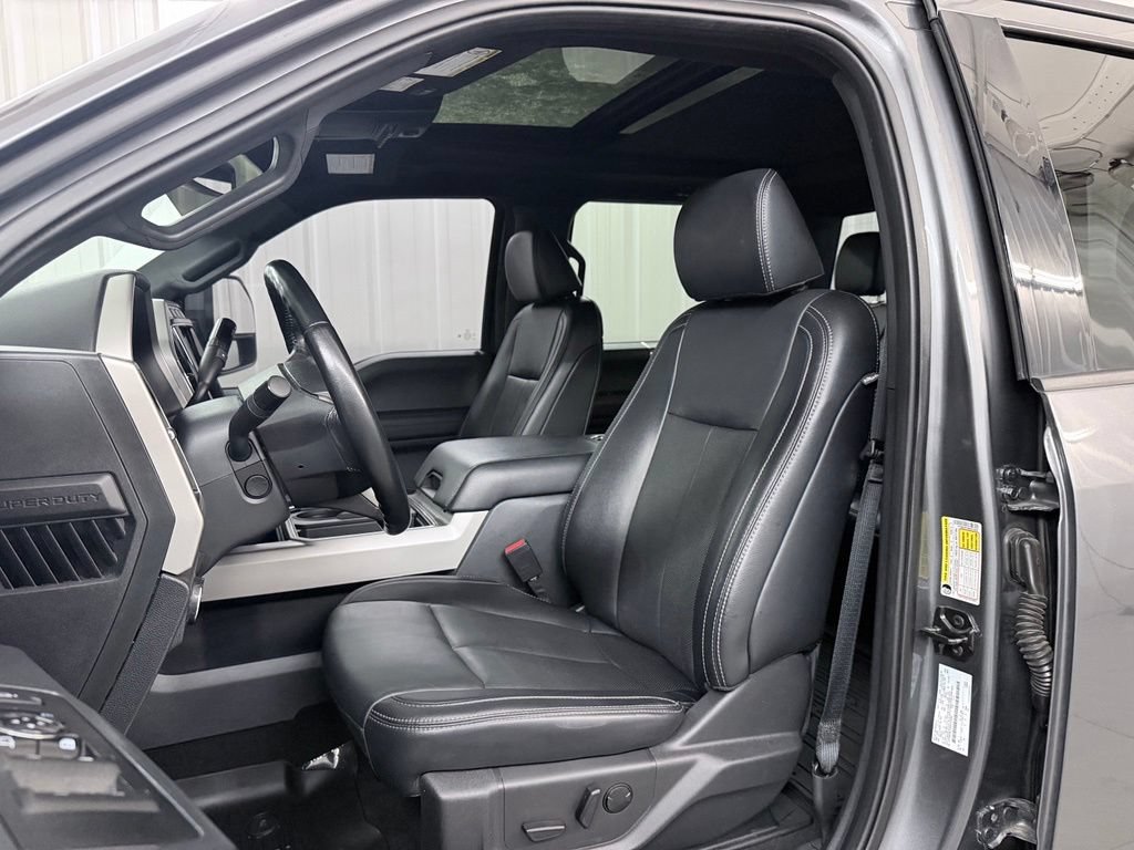 Used 2022 Ford F350 Lariat w/ Lariat Ultimate Package AWD/4WD image 14