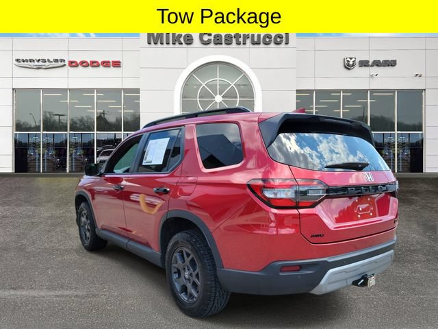 Used 2025 Honda Pilot TrailSport image 6