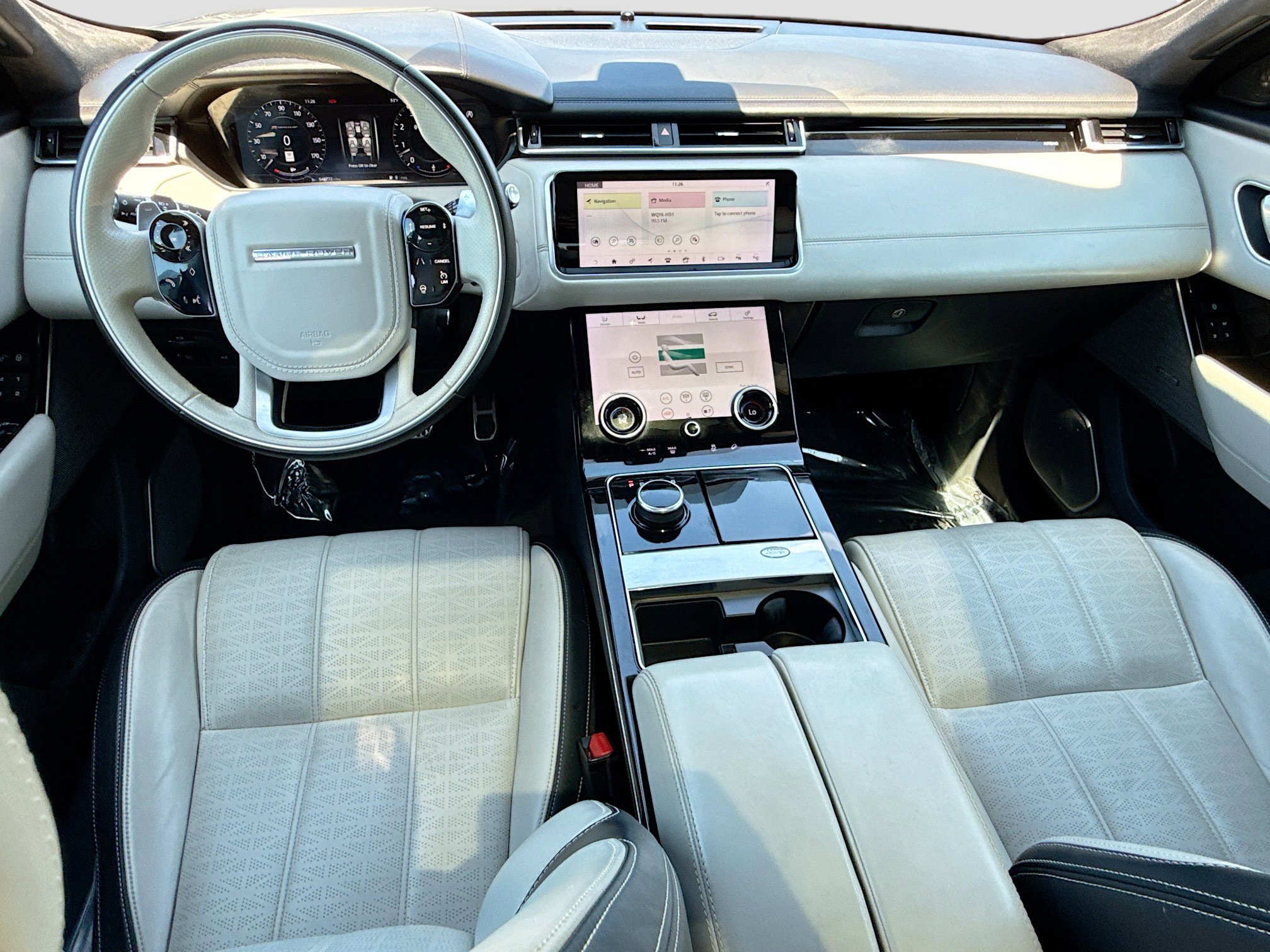Used 2018 Land Rover Range Rover Velar AWD/4WD image 15