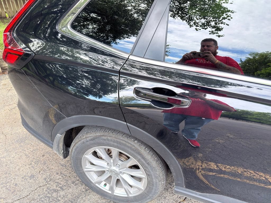 Used 2025 Honda CR-V EX image 5