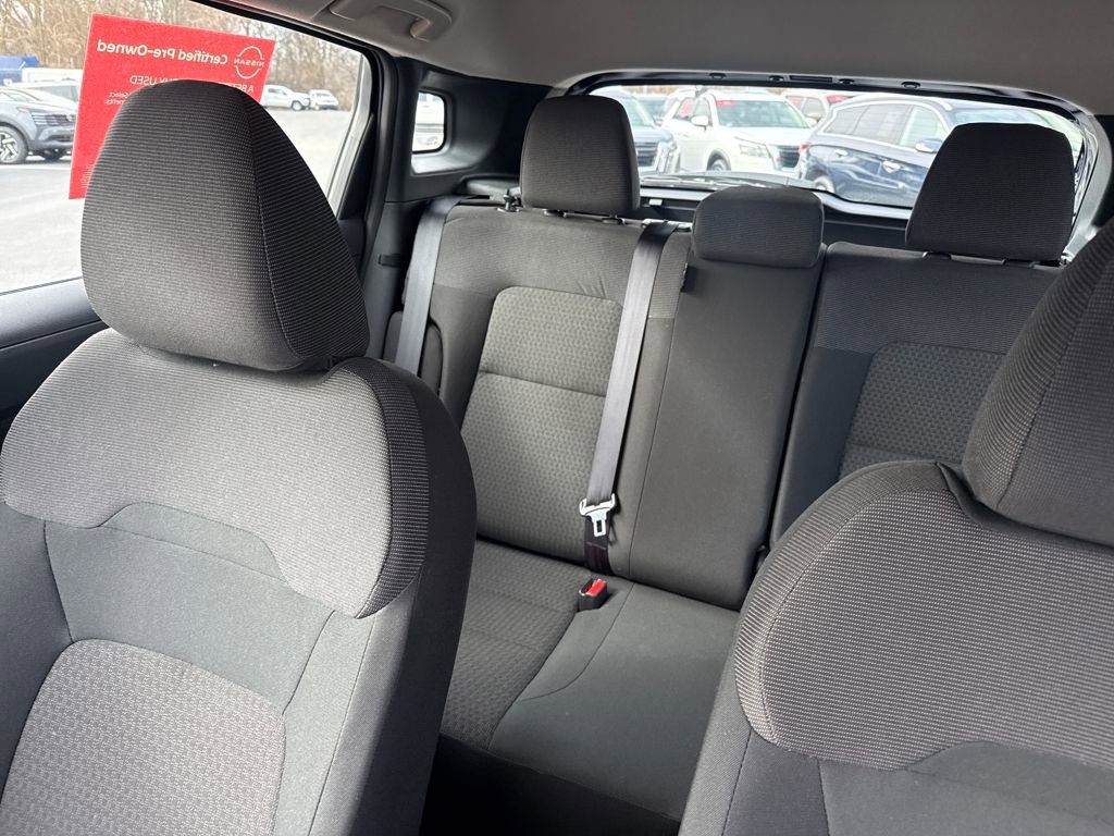 Used 2025 Nissan Kicks S image 29