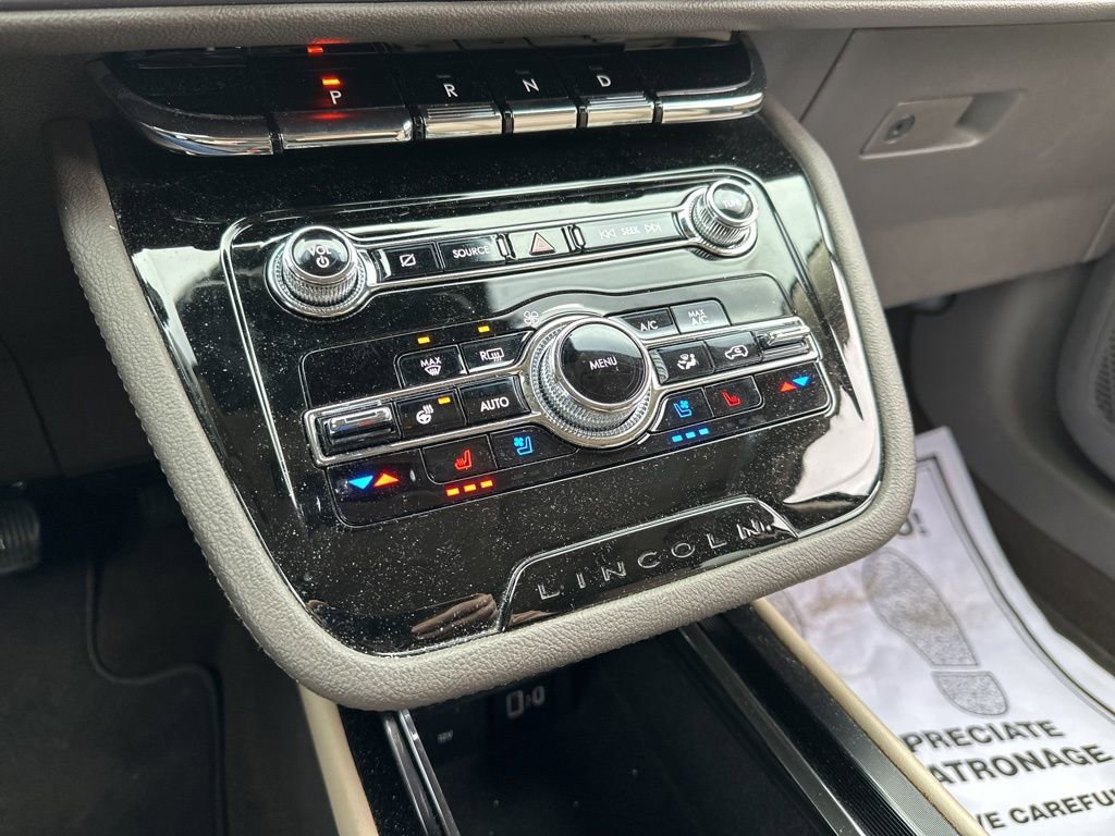Used 2022 Lincoln Corsair AWD w/ Premium Package image 47