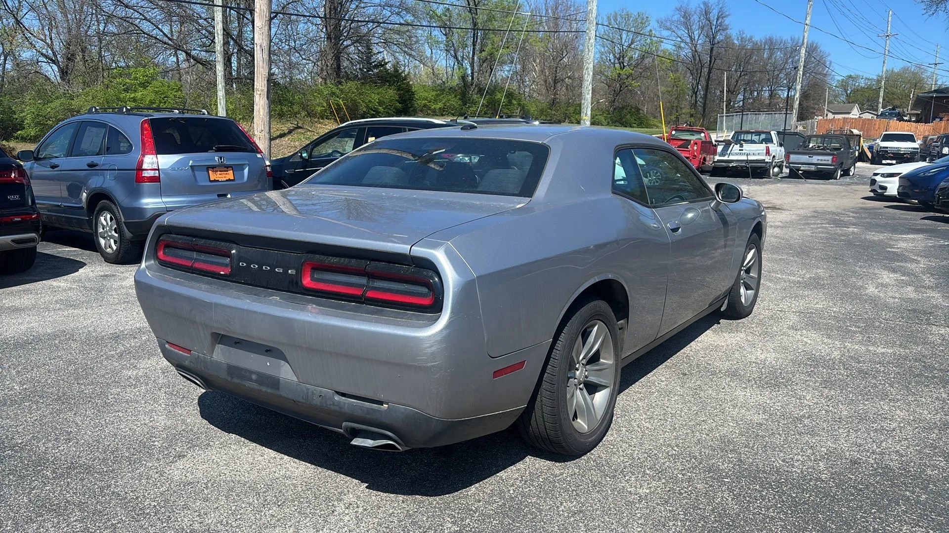 Used 2017 Dodge Challenger SXT image 5