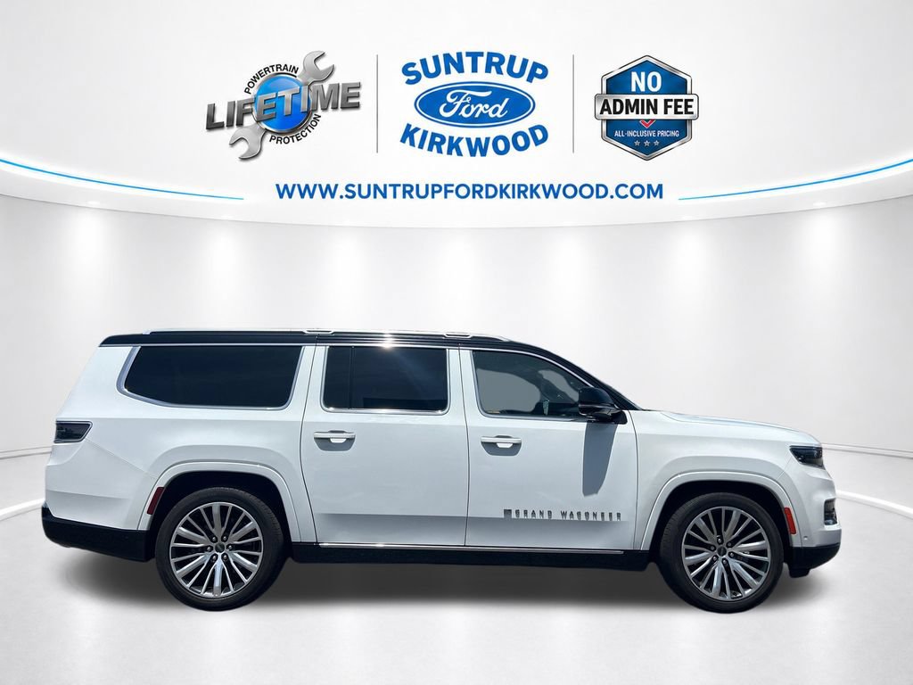 Used 2024 Jeep Grand Wagoneer L Series III AWD/4WD image 8