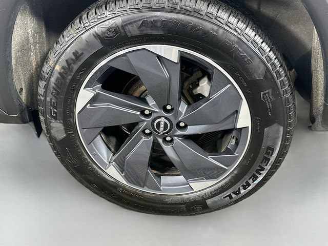 Used 2024 Nissan Rogue SV AWD/4WD image 29