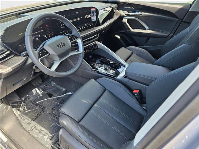 New 2025 Audi Q5 Premium Plus image 3