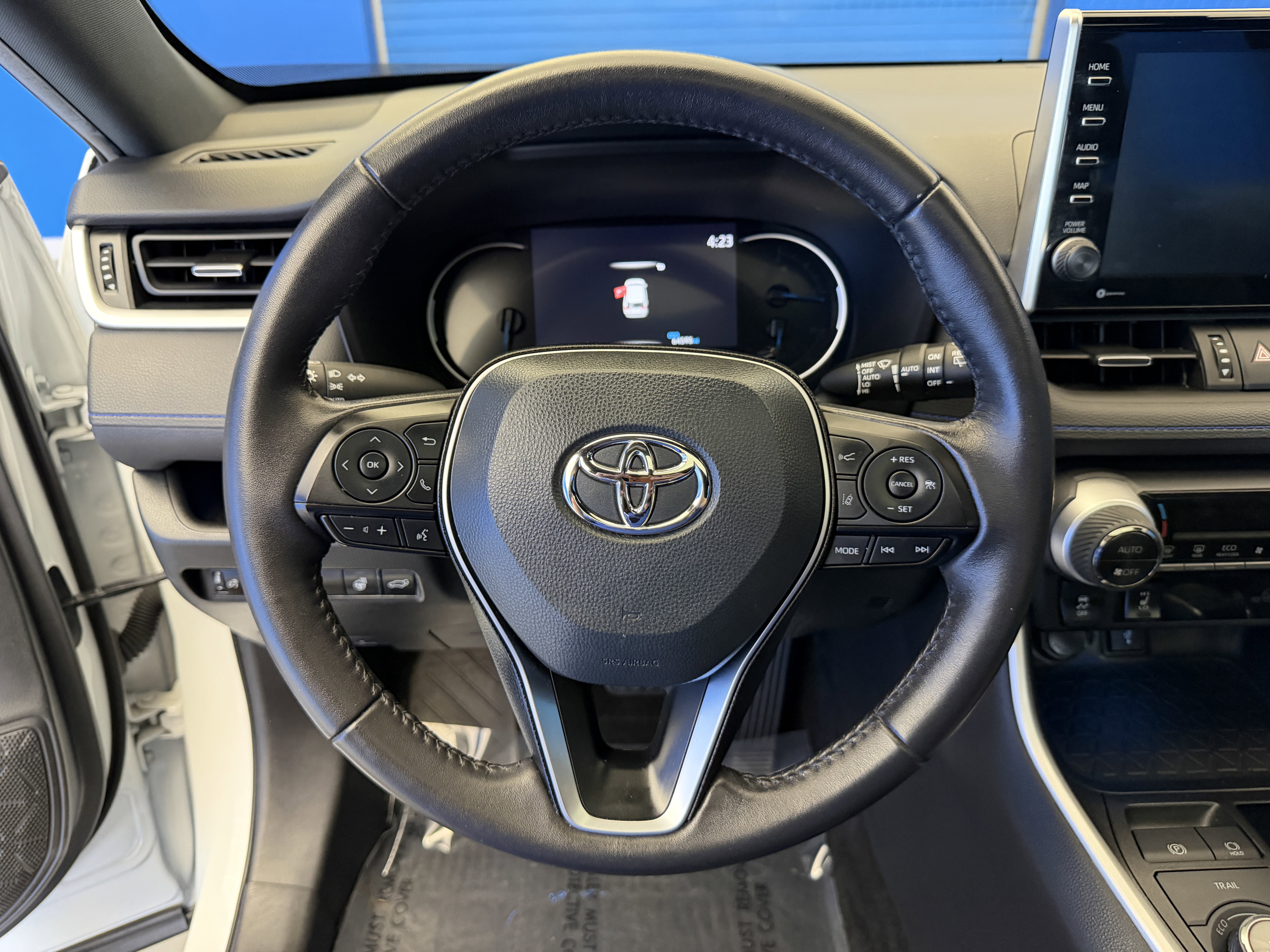 Used 2022 Toyota RAV4 XSE w/ XSE Grade Weather Package AWD/4WD image 15