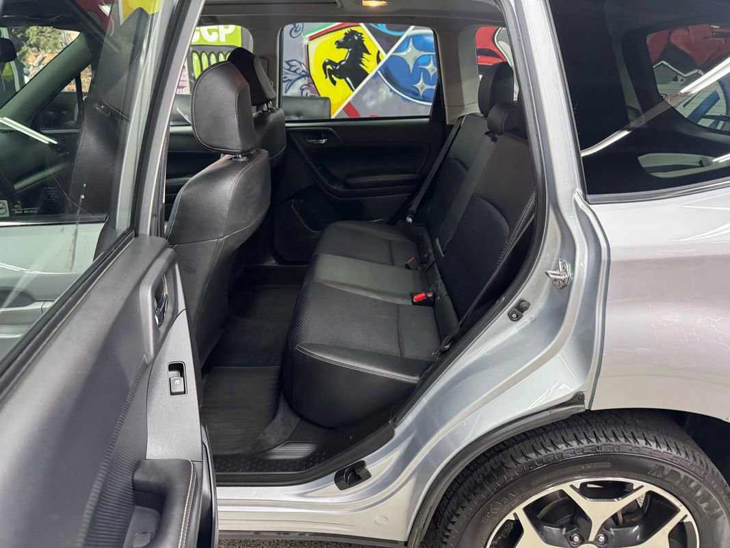 Used 2015 Subaru Forester 2.0XT Premium image 12