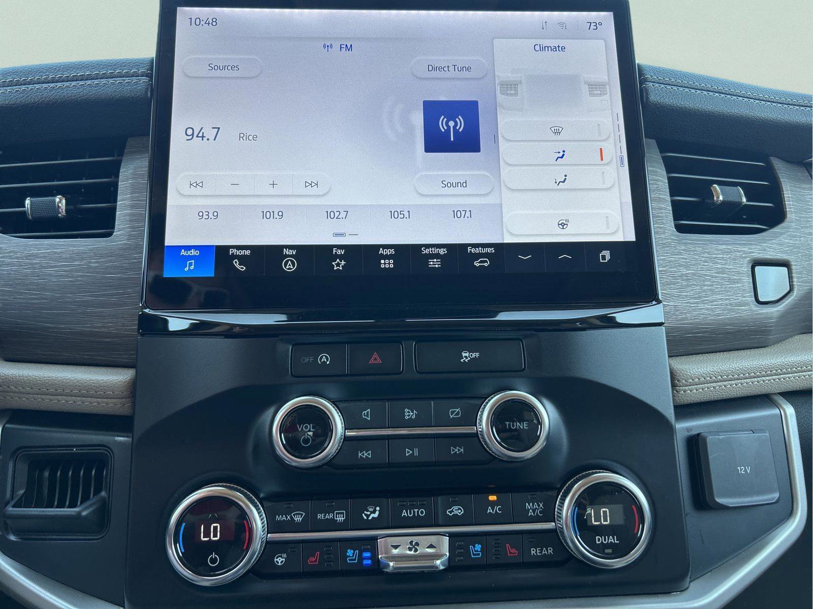 Used 2024 Ford Expedition Limited image 18