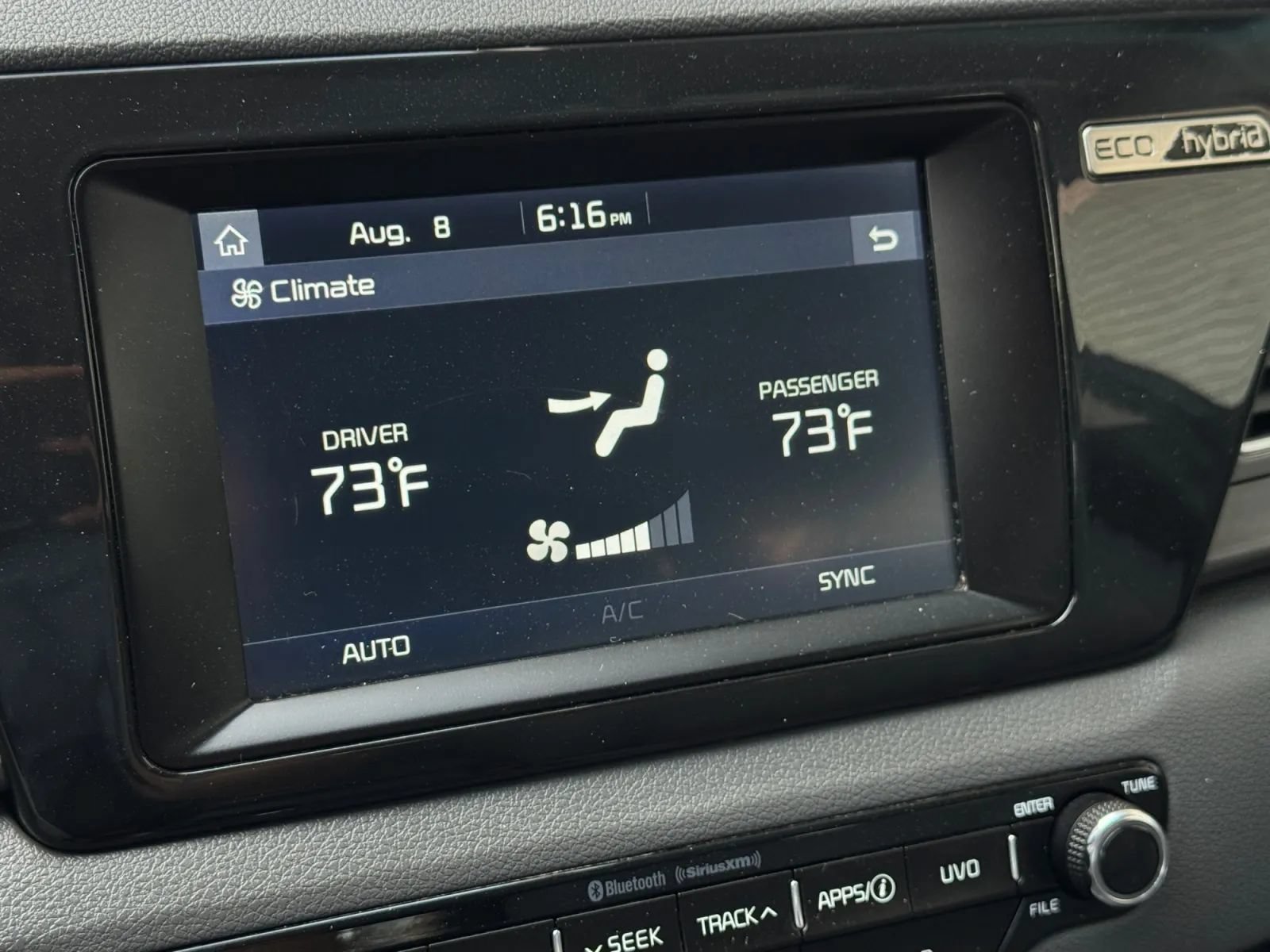 Used 2019 Kia Niro LX FWD image 35