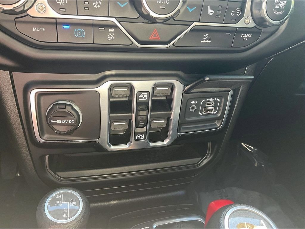 Used 2023 Jeep Wrangler Unlimited w/ Sun & Screen Package AWD/4WD image 26