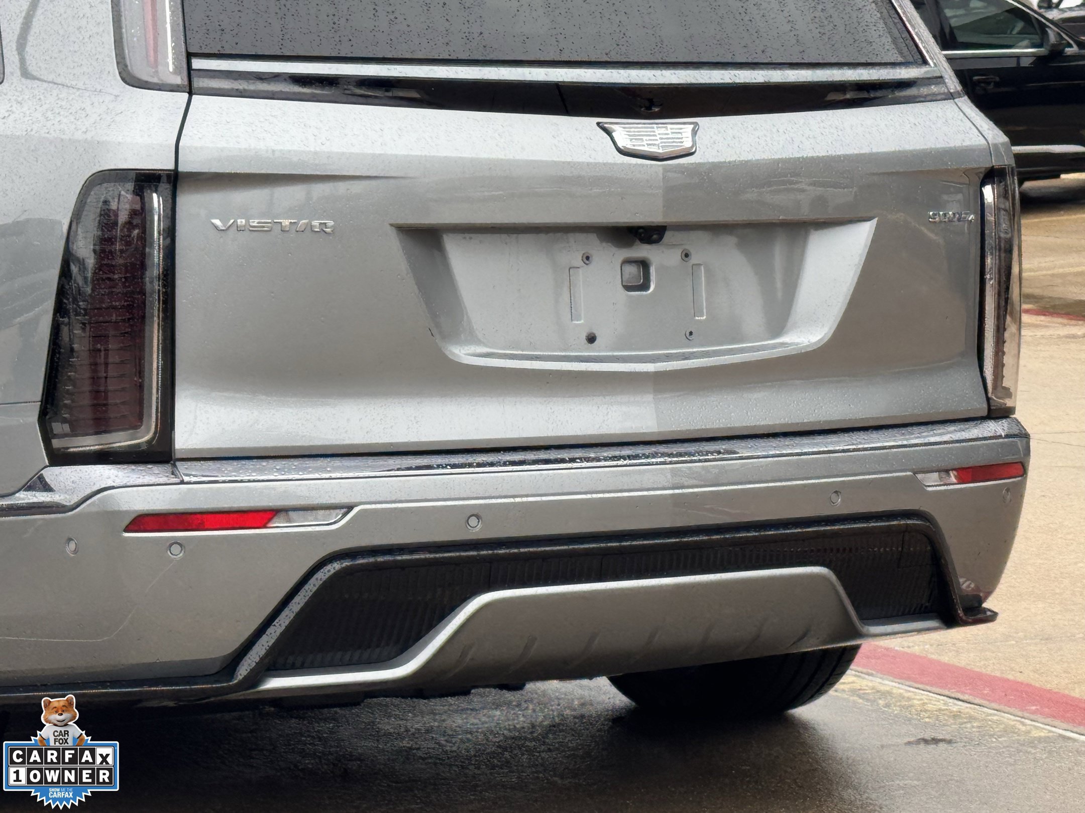 Used 2026 Cadillac Vistiq Platinum w/ LPO, Floor Liner Package AWD/4WD image 9