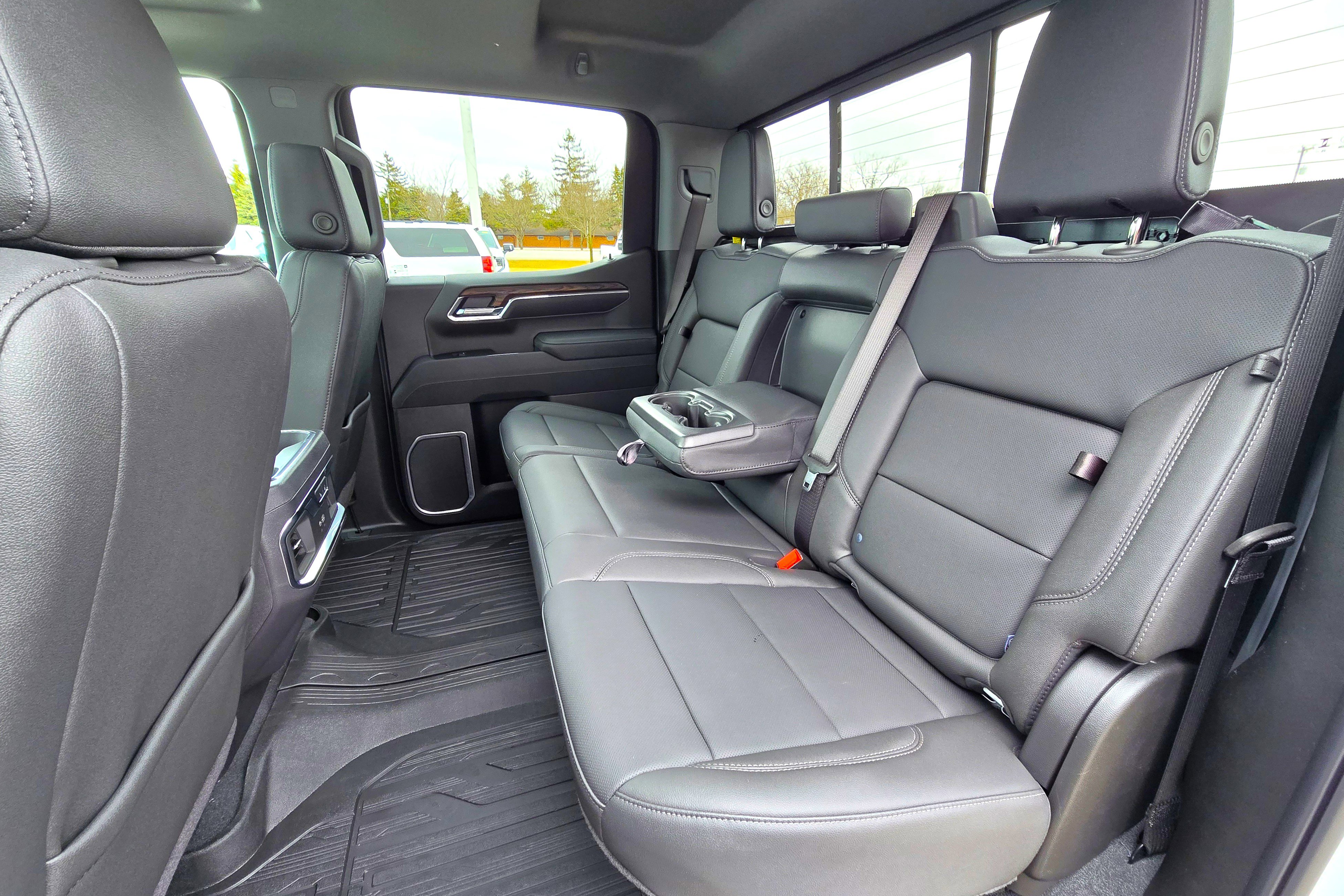 New 2026 GMC Sierra 1500 SLT w/ SLT Premium Plus Package image 16