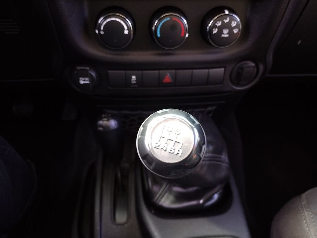 Used 2016 Jeep Wrangler Sport AWD/4WD image 19
