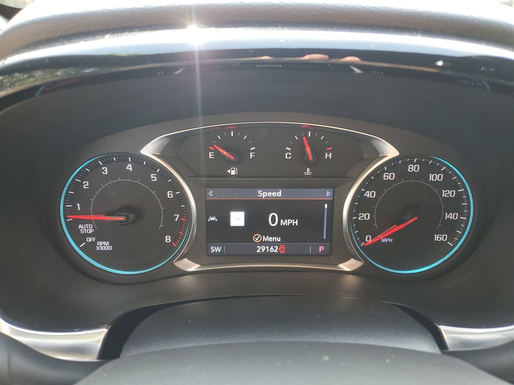 Used 2023 Chevrolet Traverse RS image 35