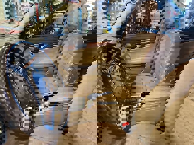 Used 2012 Mercedes-Benz C 300 4MATIC Sedan image 25