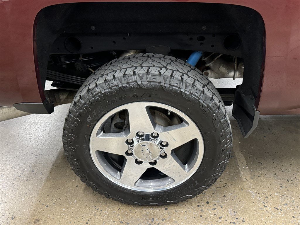 Used 2017 Chevrolet Silverado 2500 LTZ w/ Duramax Plus Package AWD/4WD image 18