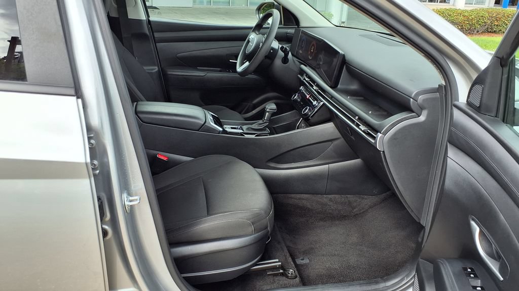 Used 2025 Hyundai Tucson SEL AWD/4WD image 36
