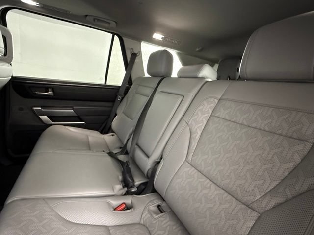 Used 2024 Toyota Sequoia SR5 w/ SR5 Premium Package AWD/4WD image 25