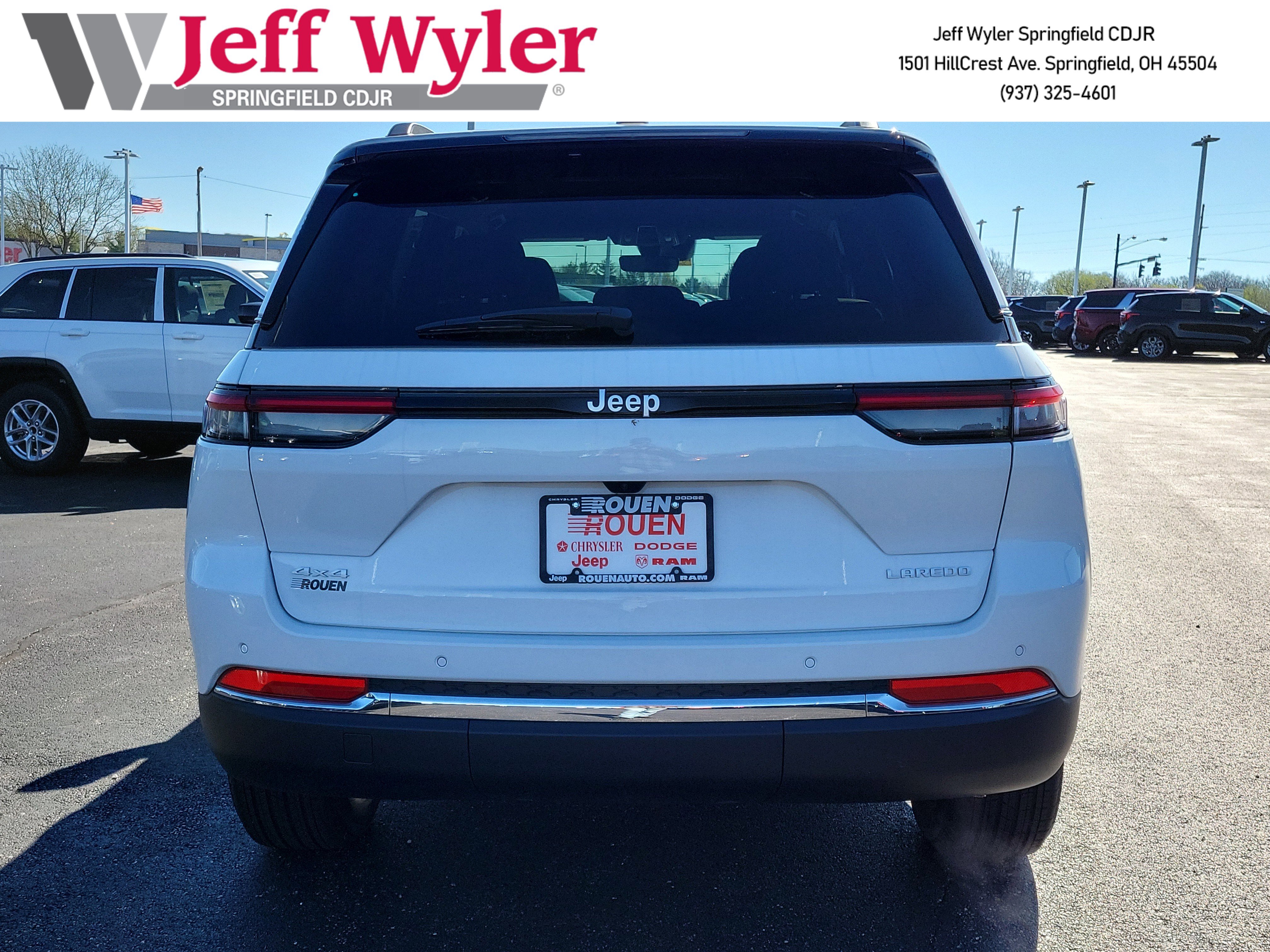 New 2026 Jeep Grand Cherokee Laredo image 4