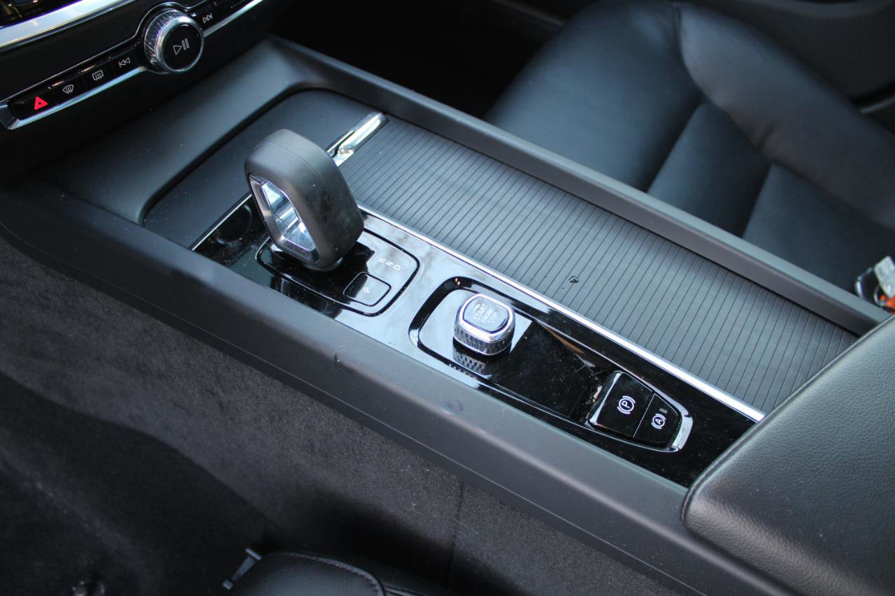 Used 2023 Volvo S60 B5 Core image 14