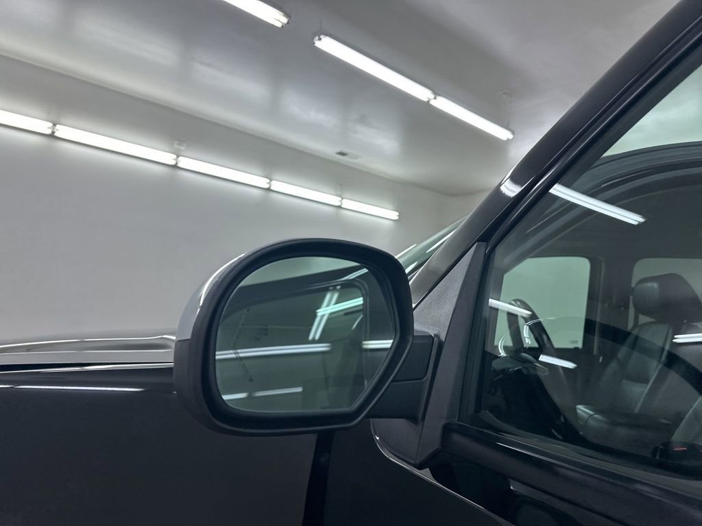 Used 2012 Chevrolet Tahoe LTZ image 17