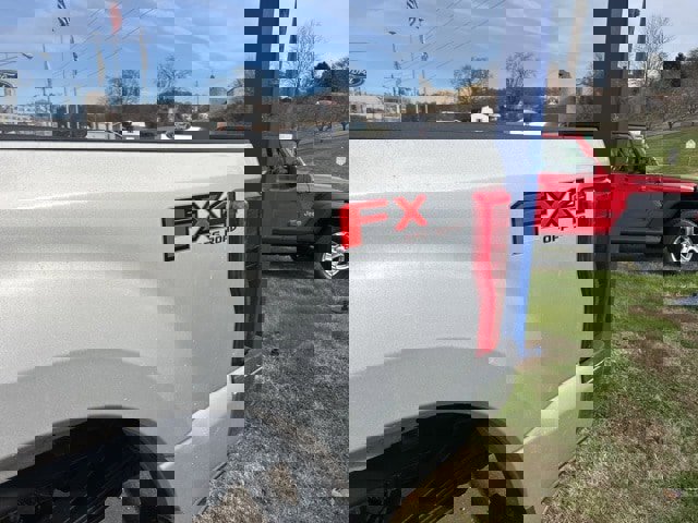 Used 2019 Ford F250 XLT w/ FX4 Off-Road Package image 7