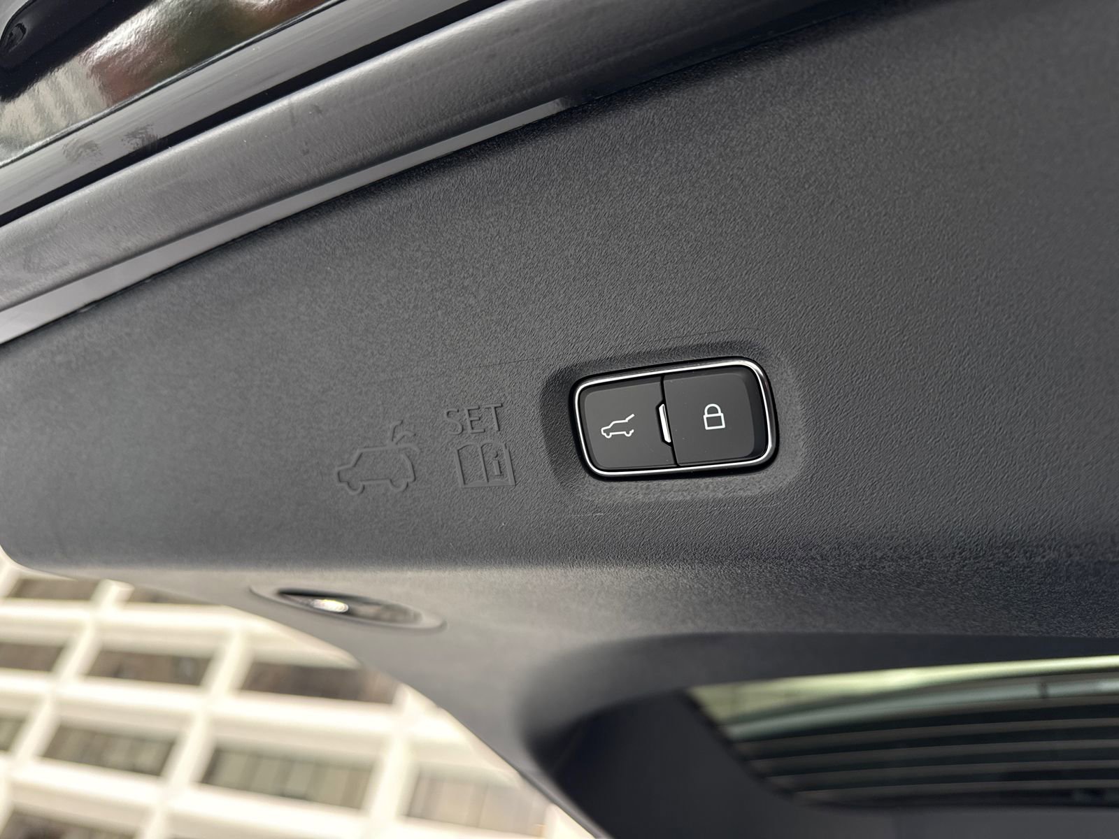 New 2025 Lincoln Navigator L Reserve w/ Jet Appearance Package image 16