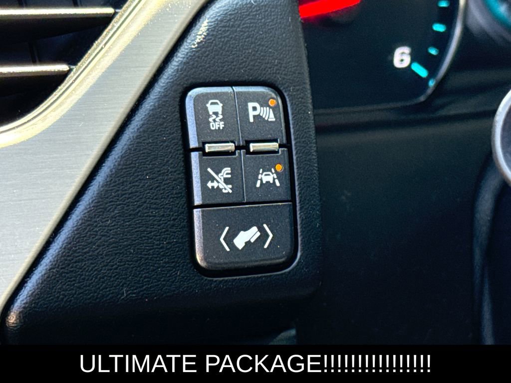 Used 2019 GMC Yukon Denali w/ Denali Ultimate Package image 25