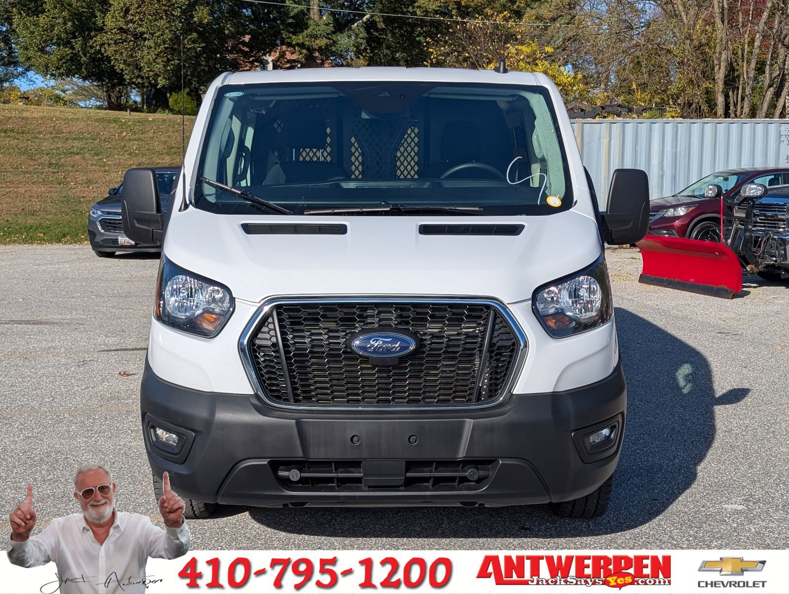 Used 2024 Ford Transit 250 Low Roof w/ Exterior Upgrade Package image 8