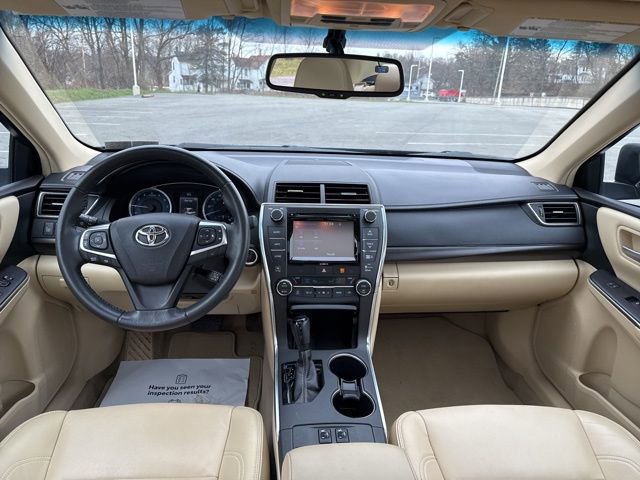 Used 2017 Toyota Camry XLE w/ Moonroof Package image 17