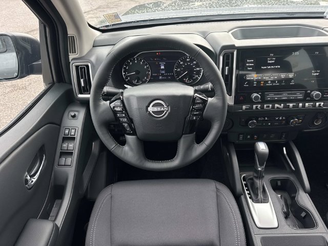 New 2027 Nissan Frontier SV RWD image 16