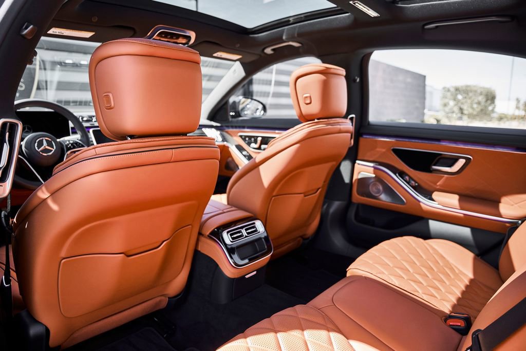 Used 2023 Mercedes-Benz S 580 4MATIC Sedan image 38