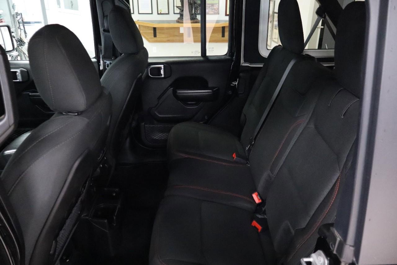 Used 2021 Jeep Wrangler Unlimited Rubicon w/ Steel Bumper Group image 16