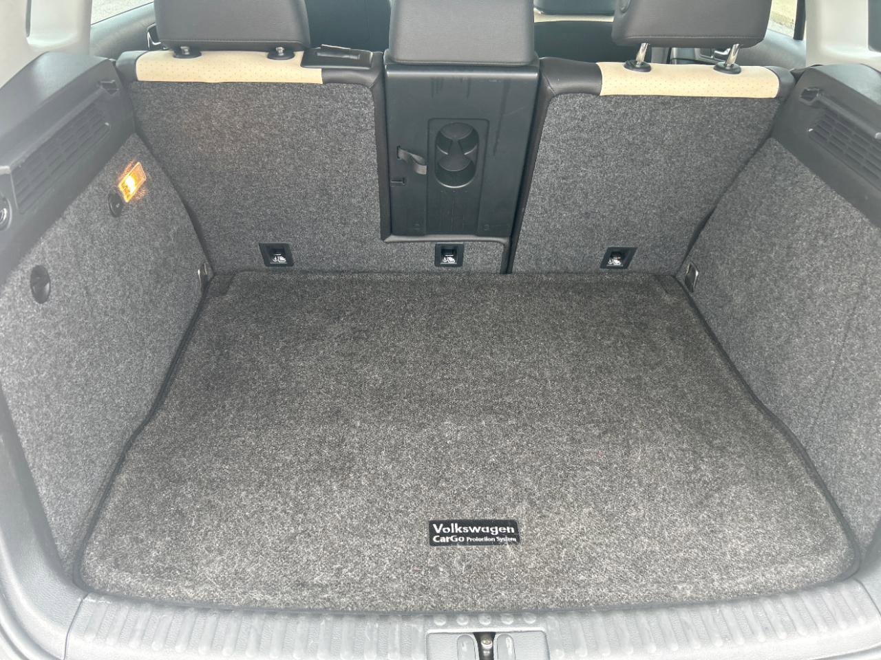 Used 2016 Volkswagen Tiguan S image 21