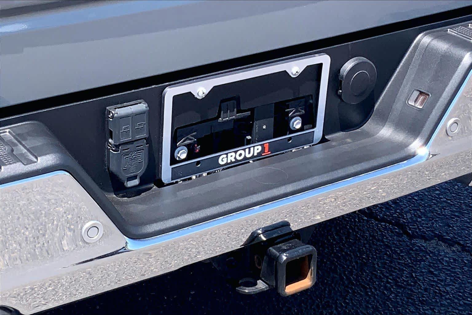 Used 2023 Chevrolet Silverado 1500 LTZ w/ LTZ Premium Package AWD/4WD image 31