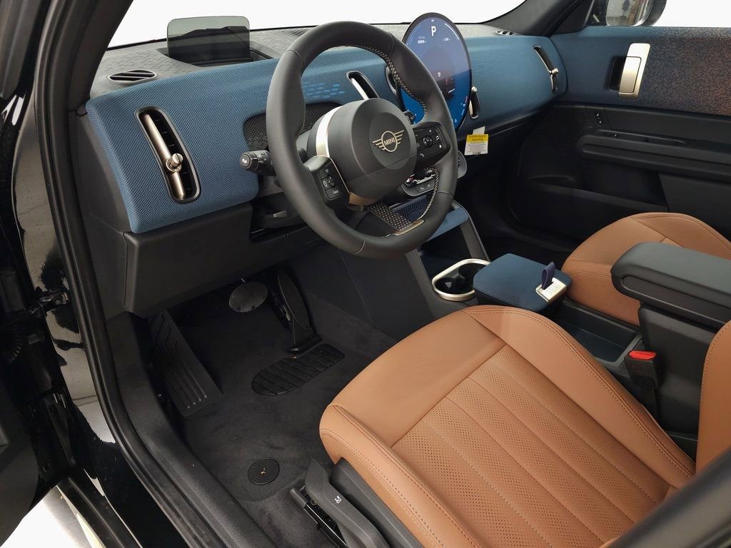 New 2025 MINI Cooper Countryman SE image 11