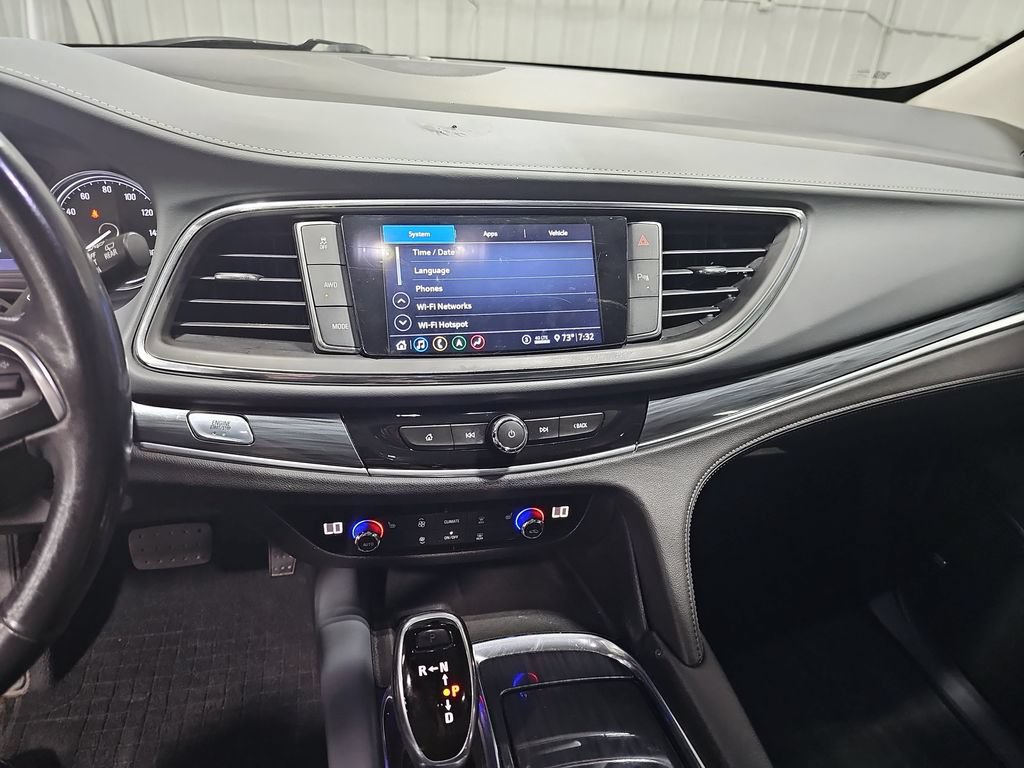 Used 2021 Buick Enclave Essence w/ Sound and Sites Package AWD/4WD image 20