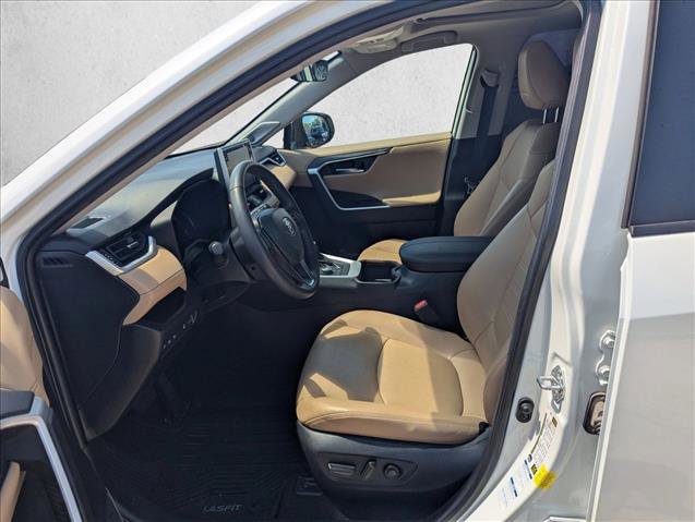 Used 2022 Toyota RAV4 Limited w/ Limited Grade Weather Package AWD/4WD image 16