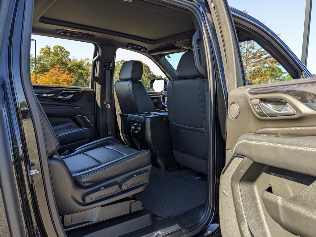 Used 2024 GMC Yukon XL Denali image 54