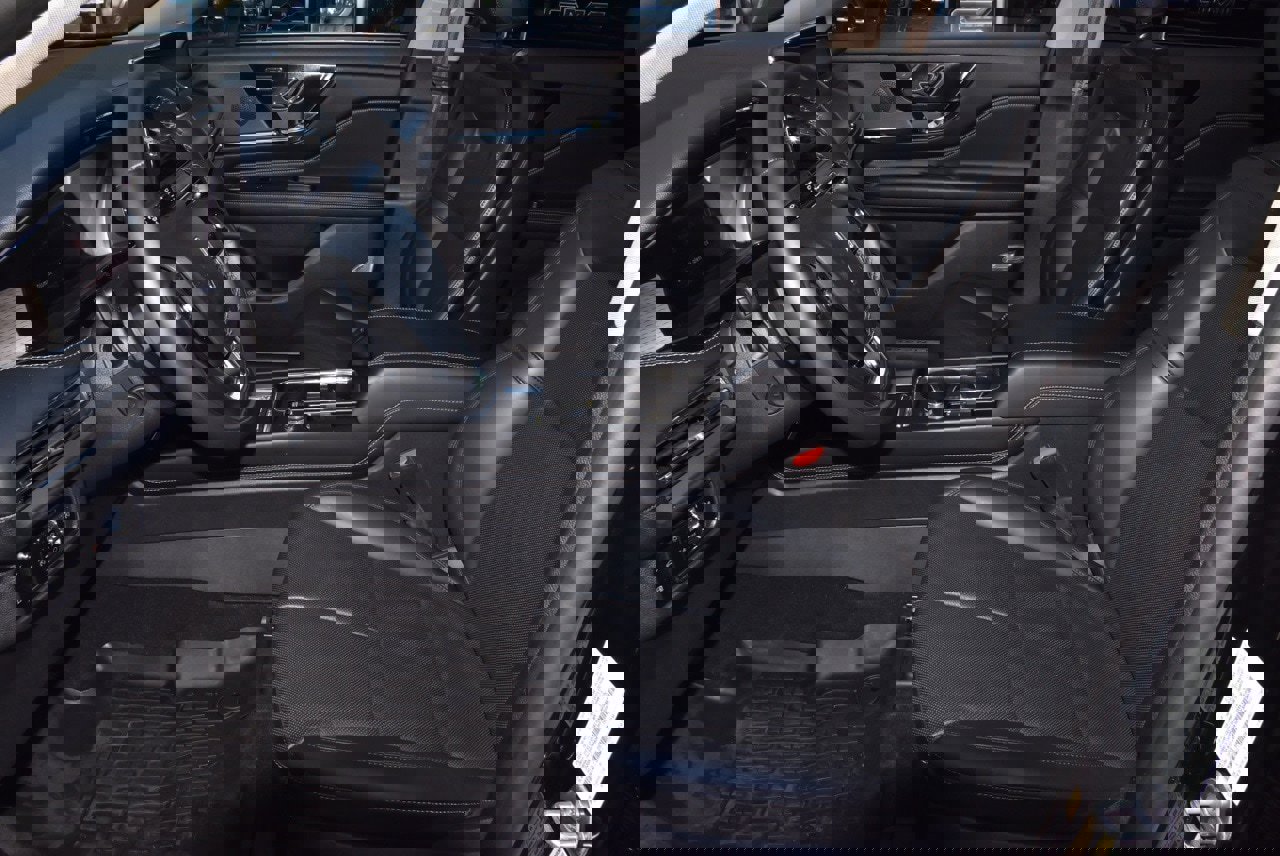 Certified 2025 Lincoln Corsair Grand Touring w/ Equipment Group 301A image 13