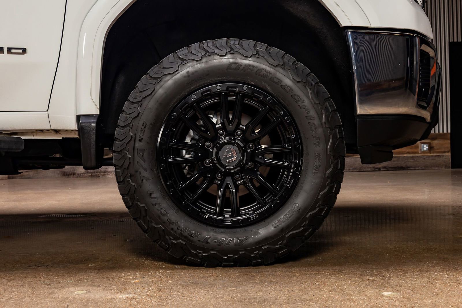 Used 2022 GMC Sierra 2500 SLE w/ SLE Convenience Package image 12