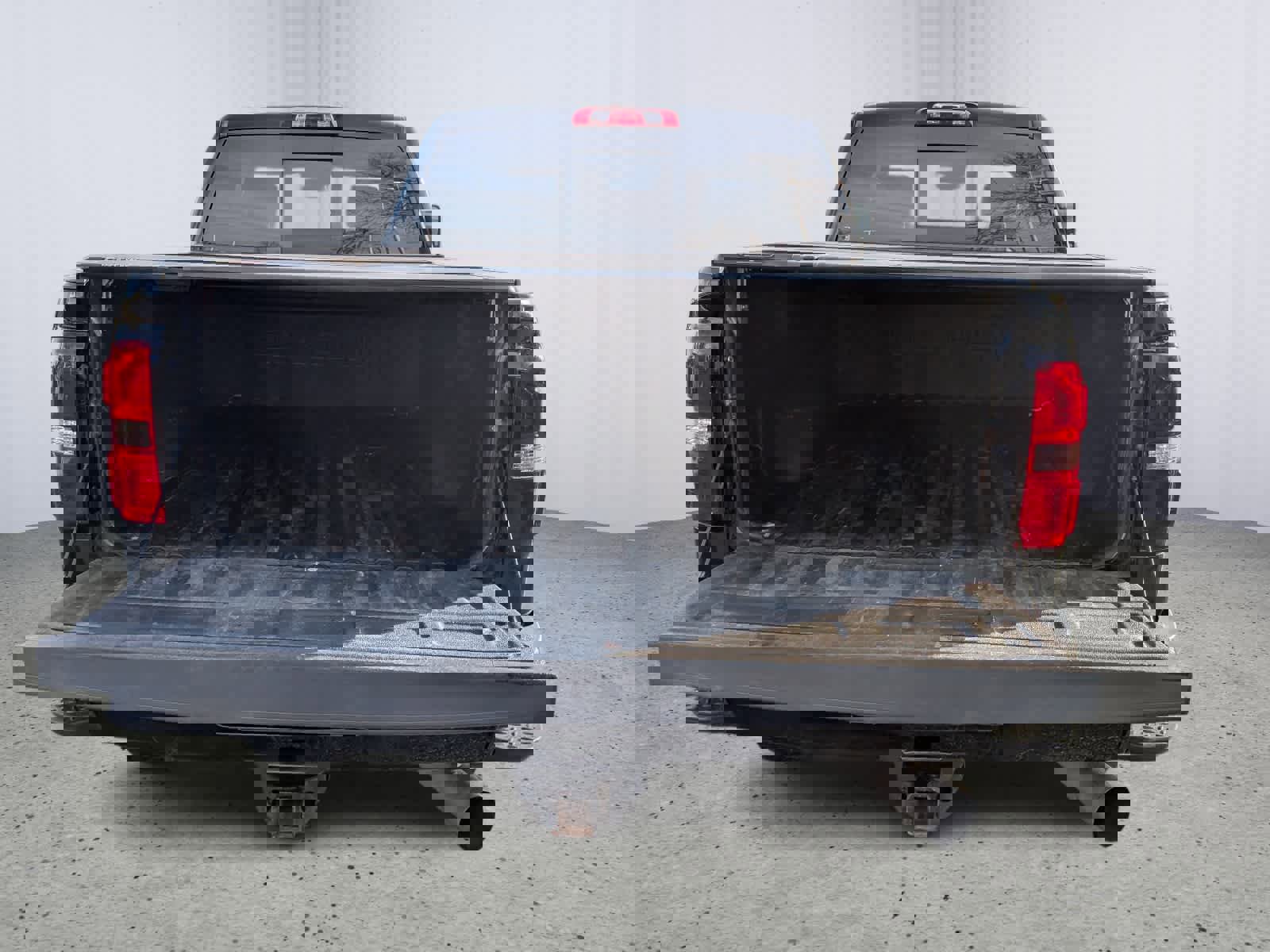 Used 2017 GMC Sierra 2500 Denali w/ Duramax Plus Package image 11