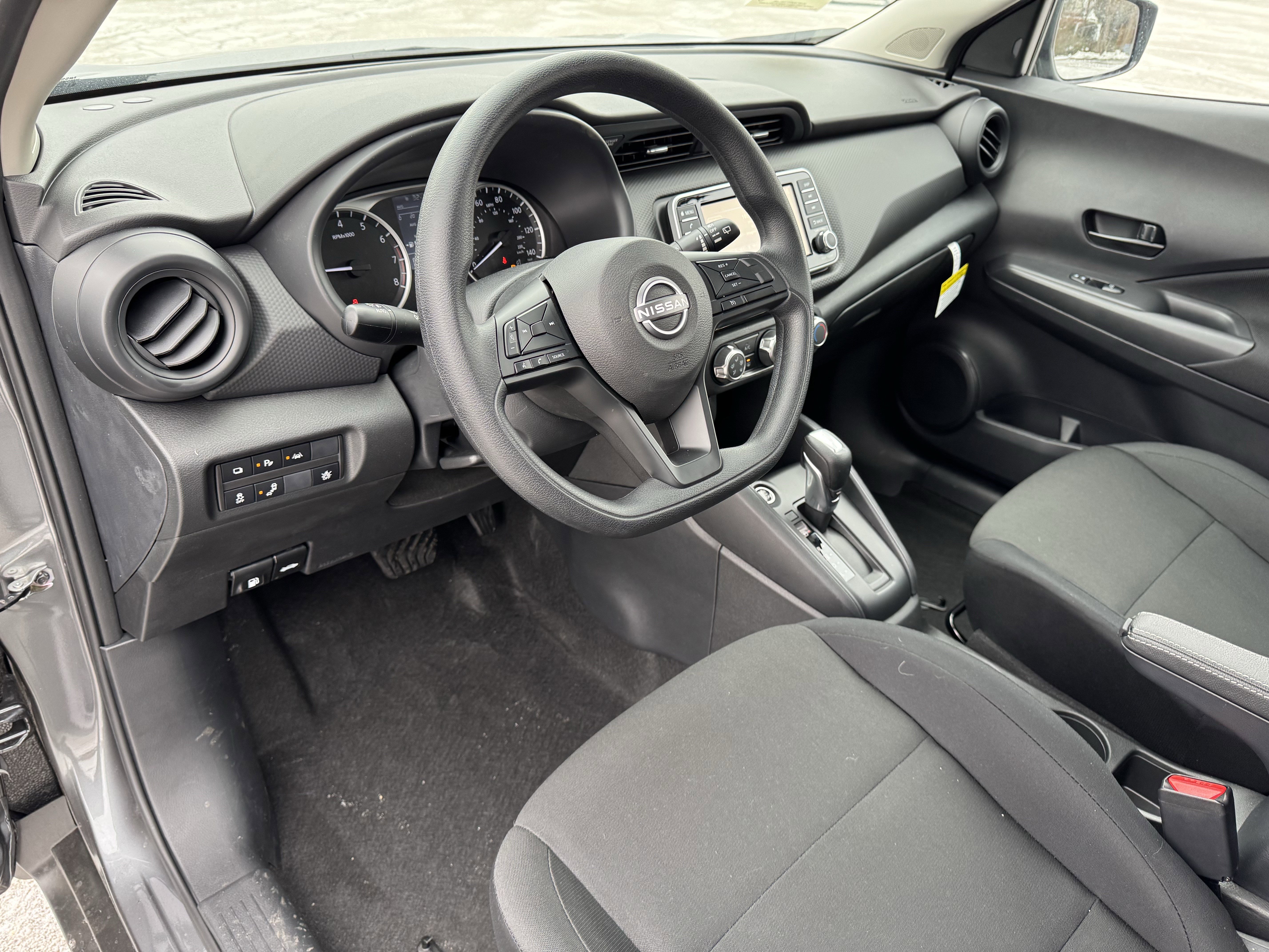 Used 2025 Nissan Kicks Play S image 27