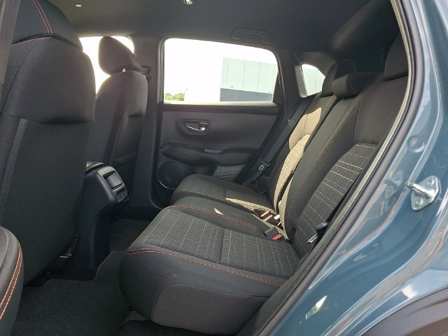 Used 2024 Honda HR-V Sport image 11